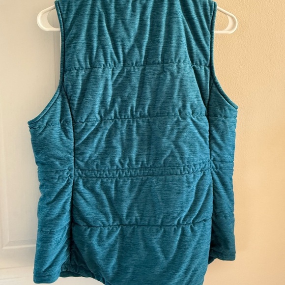 The North Face Women's Quilted Vest Medium Blue Zip And‎ Button Mock Neck Puffer - Picture 2 of 11